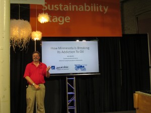 Robert Moffit from ALAMN spoke to fairgoers about ethanol fuels, flex fuel vehicles and how Minnesotans are breaking their addiction to oil.