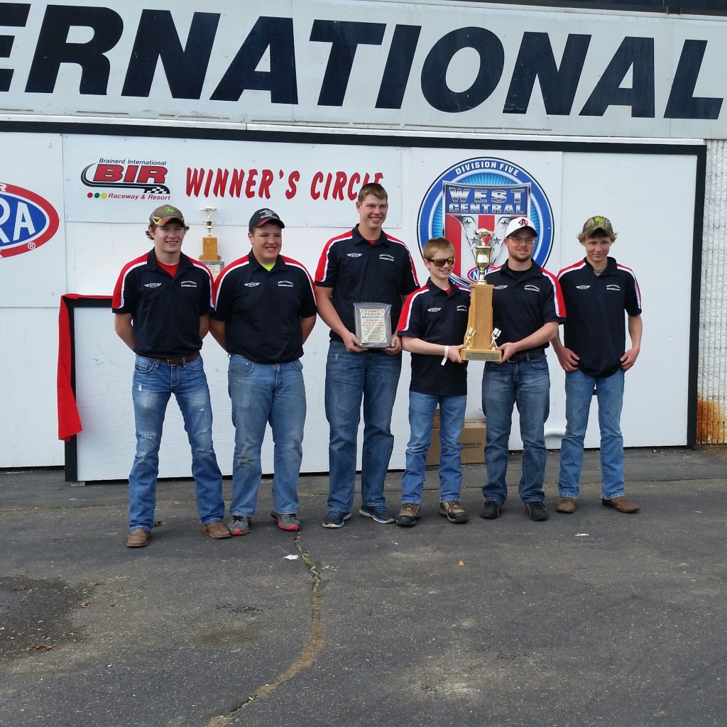 The Alden-Conger modified team took first with 1114 mpg.